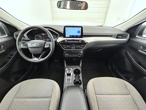 Used 2022 Ford Escape SE w/ Cold Weather Package image 13