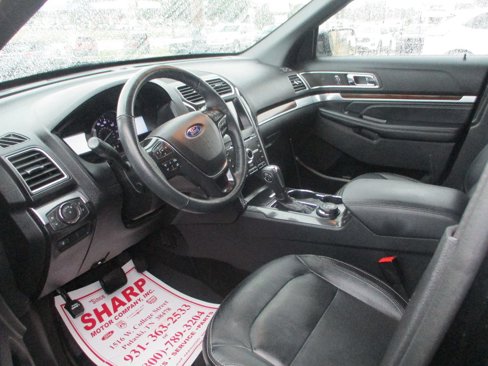 Used 2018 Ford Explorer Limited w/ Ford Safe & Smart Package image 4