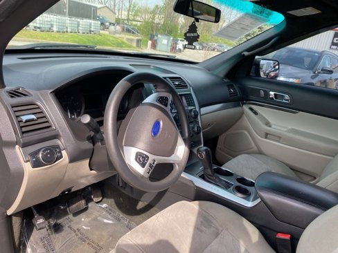 Used 2013 Ford Explorer FWD image 8