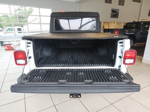 Certified 2022 Jeep Gladiator Sport image 42