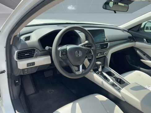 Used 2020 Honda Accord LX image 4
