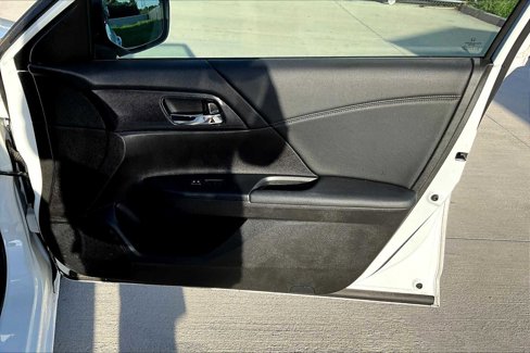 Used 2014 Honda Accord Sport image 20