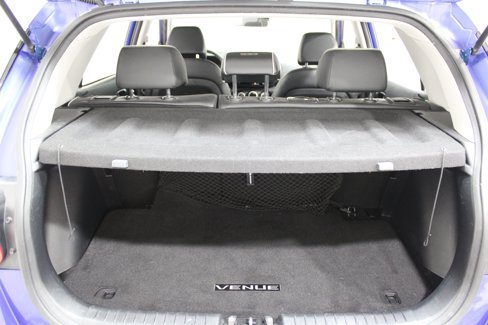 Used 2023 Hyundai Venue Limited image 22
