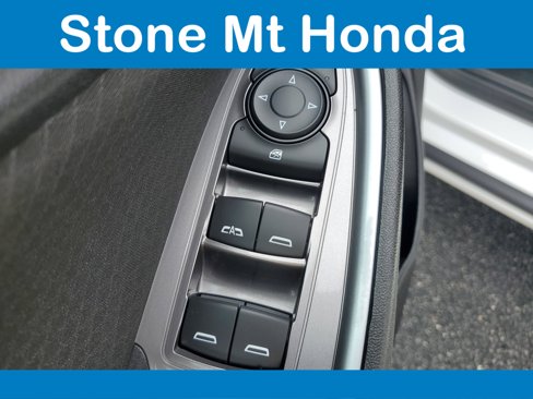 Used 2024 Chevrolet Malibu LT image 21