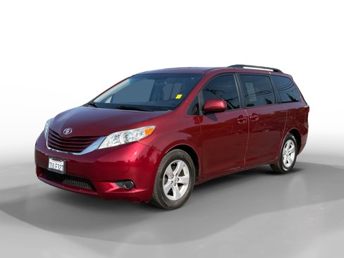 Used 2016 Toyota Sienna LE image 1