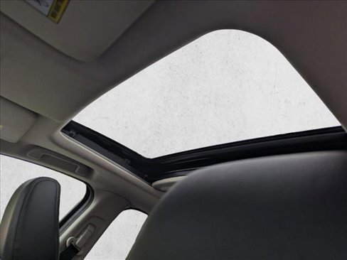 Used 2017 Honda HR-V EX-L image 16