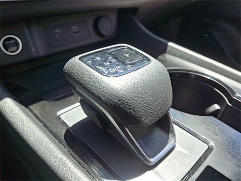 Used 2023 Nissan Rogue SV image 15