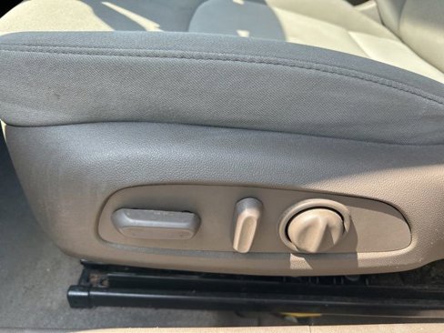 Used 2023 Chevrolet Malibu LT image 14