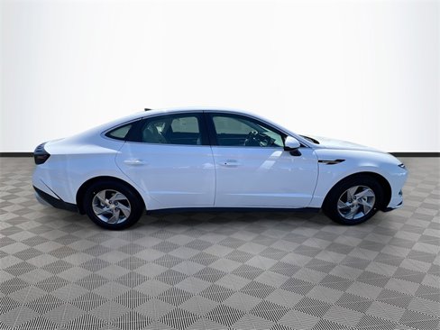 New 2025 Hyundai Sonata SE image 8
