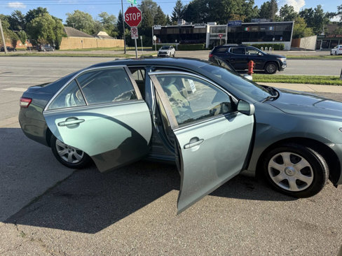 Used 2010 Toyota Camry LE image 27