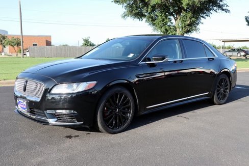 Used 2017 Lincoln Continental Select image 10