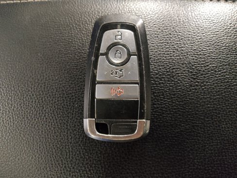 Used 2019 Ford Fusion SE image 32