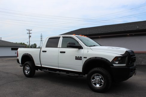Used 2013 RAM 2500 Tradesman w/ Chrome Appearance Group image 2