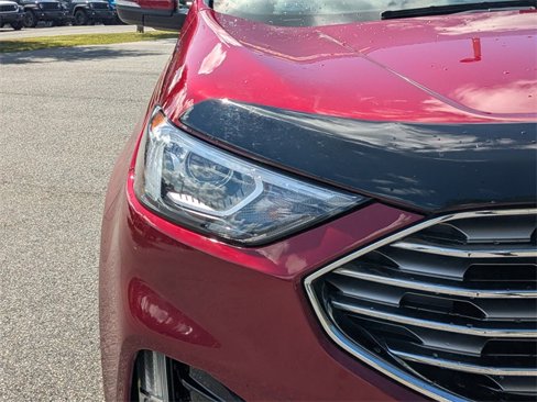 Used 2019 Ford Edge Titanium w/ Cold Weather Package image 9