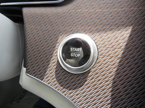Certified 2023 Mercedes-Benz EQE 350+ 4MATIC Sedan w/ Exclusive Trim Package image 15