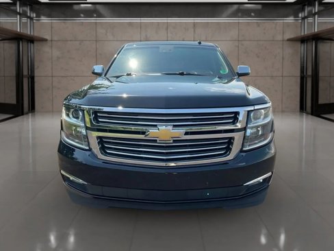 Used 2016 Chevrolet Suburban LTZ image 17