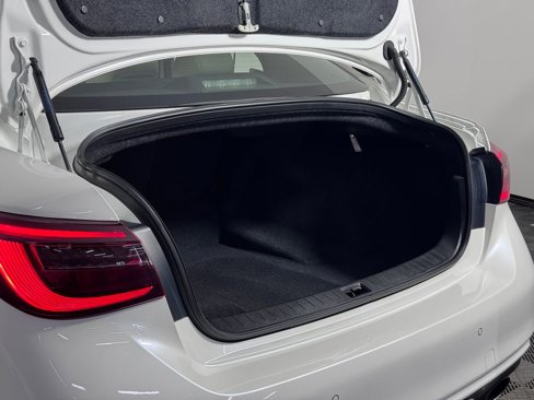 Certified 2022 INFINITI Q50 Sensory image 30