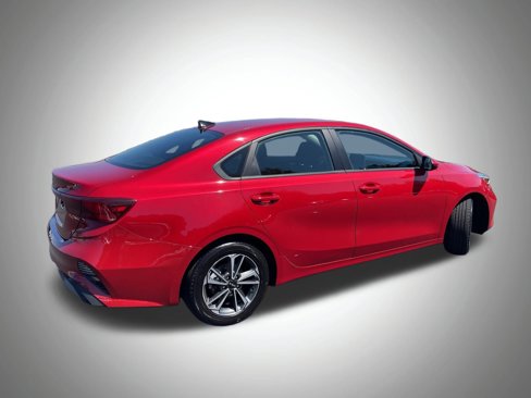 Used 2023 Kia Forte LXS image 13