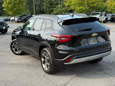 Used 2024 Chevrolet Trax LT image 5
