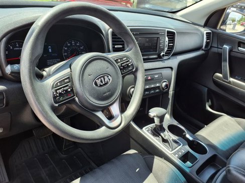 Used 2019 Kia Sportage LX image 5