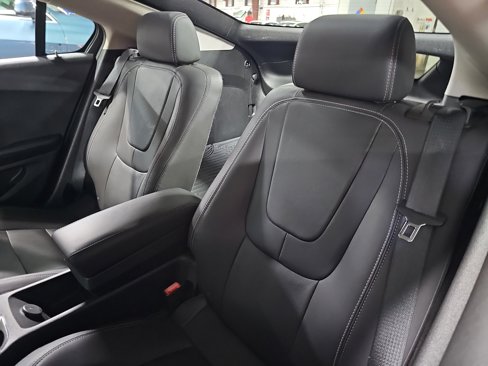 Used 2013 Chevrolet Volt Premium w/ Premium Trim Package image 14