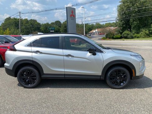 New 2024 Mitsubishi Eclipse Cross Black Edition image 2
