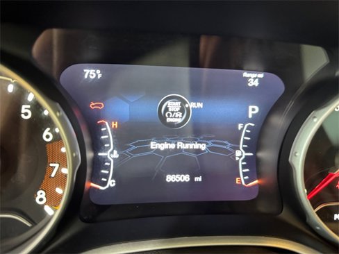 Used 2018 Jeep Compass Latitude w/ Popular Equipment Group image 4