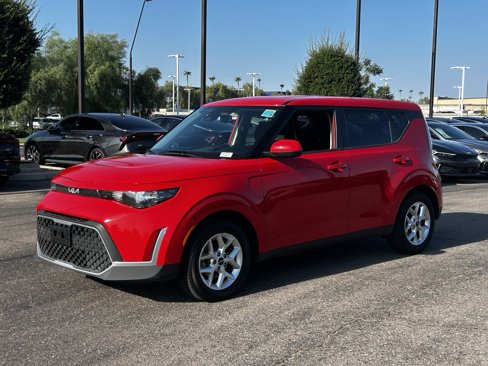 Certified 2023 Kia Soul LX w/ Option Group 015 image 2