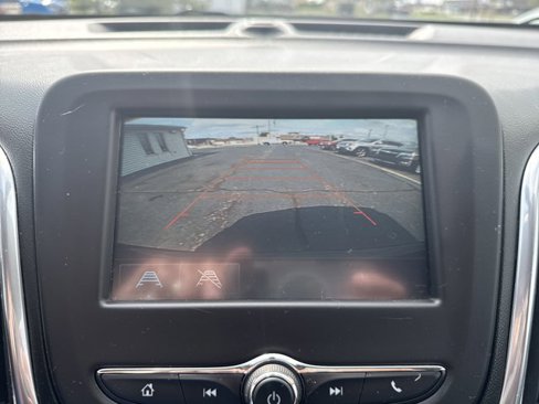 Used 2018 Chevrolet Equinox LT image 17