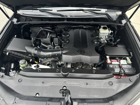 Used 2011 Toyota 4Runner SR5 image 39