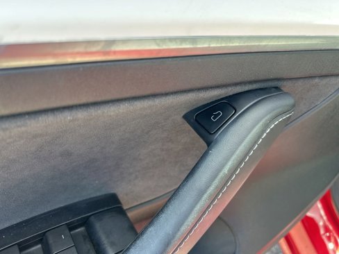Used 2023 Tesla Model 3 Standard Range image 36