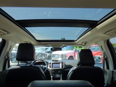 Used 2020 Ford Edge SEL w/ Convenience Package image 8