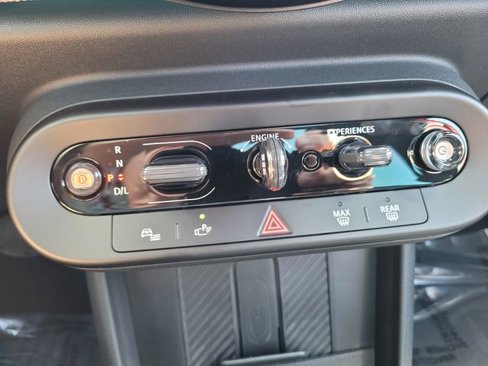 New 2026 MINI Cooper 4-Door Hardtop image 24