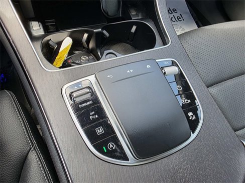 Certified 2022 Mercedes-Benz GLC 300 4MATIC w/ Driver Assistance Package image 15