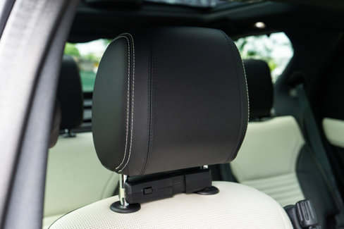 Used 2021 Land Rover Discovery S R-Dynamic image 50