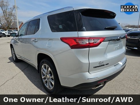 Used 2019 Chevrolet Traverse Premier w/ LPO, Blackout Package image 5