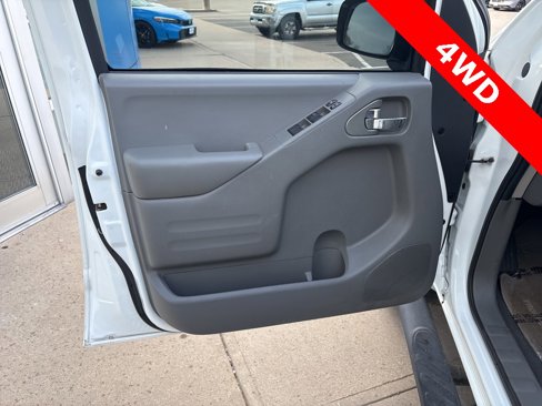Used 2019 Nissan Frontier SV w/ Value Truck Package image 11