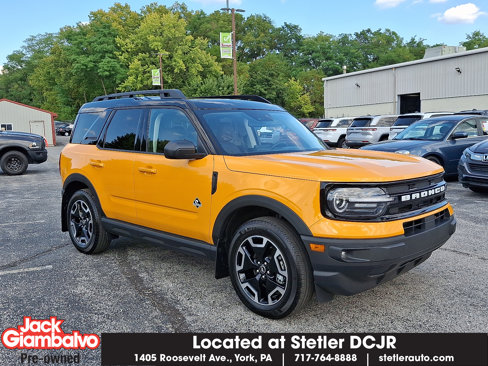 Used 2022 Ford Bronco Sport Outer Banks w/ Tech Package image 1