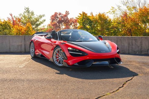 Used 2022 McLaren 765LT image 16