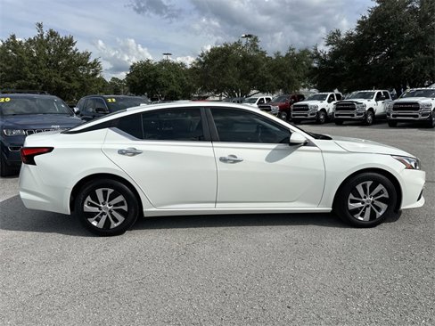 Used 2019 Nissan Altima 2.5 S image 3