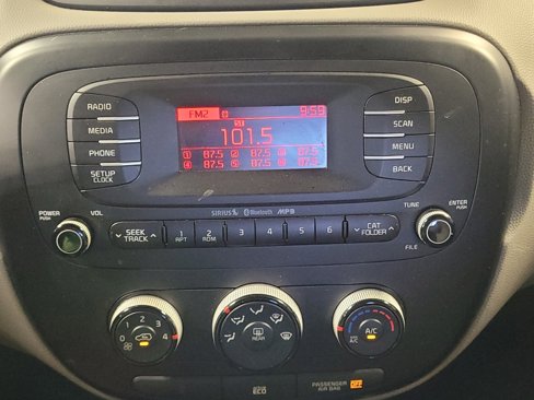Used 2016 Kia Soul image 25