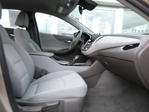 Used 2023 Chevrolet Malibu LT image 8