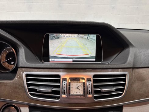 Used 2014 Mercedes-Benz E 350 Sedan image 39
