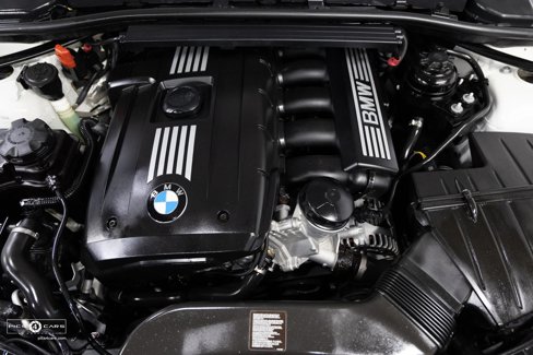 Used 2013 BMW 328i Convertible image 6