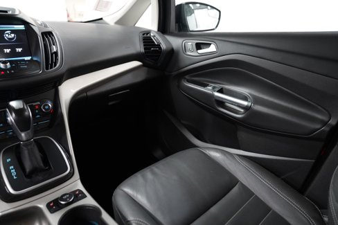Used 2015 Ford C-MAX Energi SEL image 12