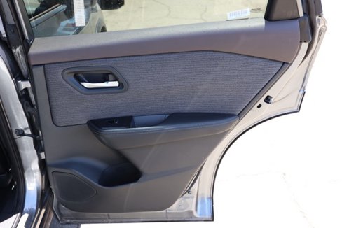 Used 2023 Nissan Rogue SV image 19