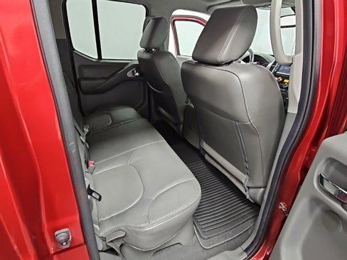Used 2019 Nissan Frontier SL image 32