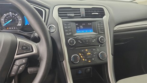 Used 2018 Ford Fusion S image 21