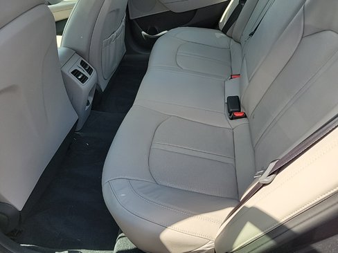 Used 2019 Hyundai Sonata Limited image 4