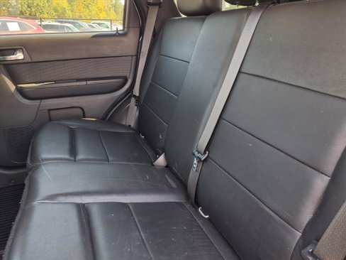 Used 2010 Ford Escape Limited image 7